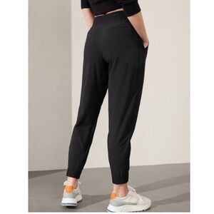 Athleta Brooklyn Lined Jogger